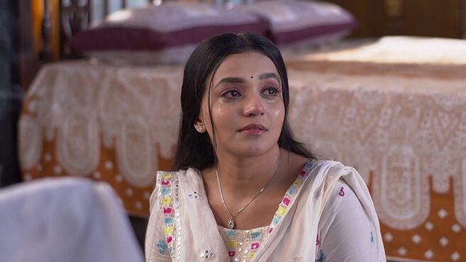 Anondi season 1 episode 18 on Zee5