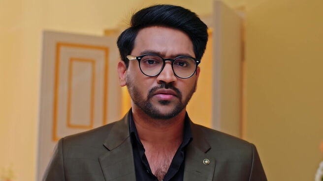 Aval Varuvala season 1 episode 41 on Zee5