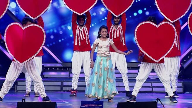 Dance Karnataka Dance Little Masters season 1 episode 1 on Zee5