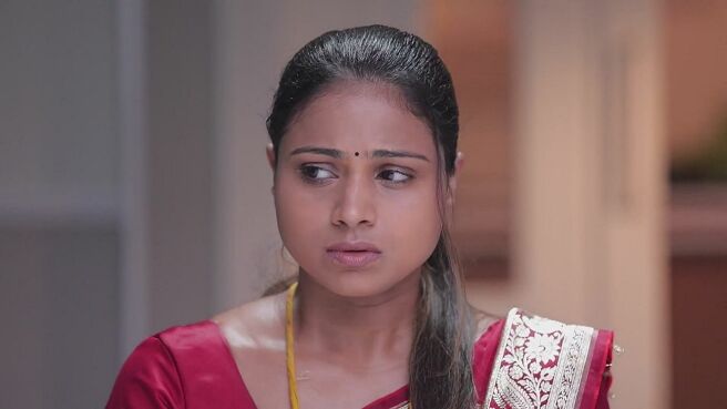 Mounam Pesiyadhe season 1 episode 10 on Zee5