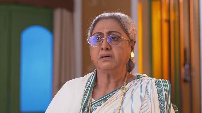 Anondi season 1 episode 8 on Zee5