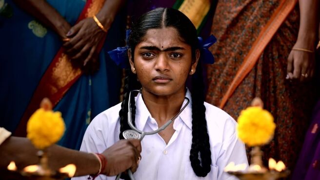 Ayali season 1 episode 2 on Zee5