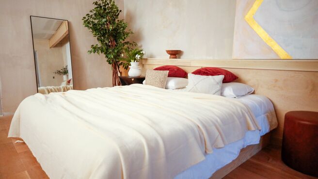 A Home Away season 1 episode 3 on Discovery Plus