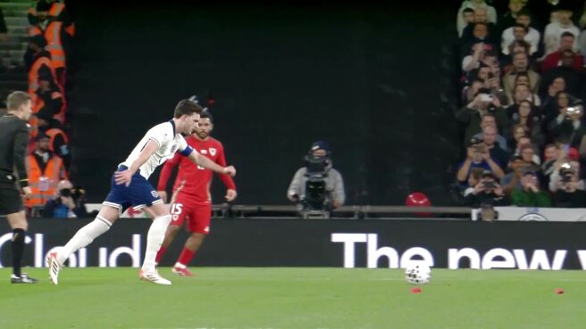 Chance! Rice’s Free-Kick Skims Past The Top Corner on Sony LIV