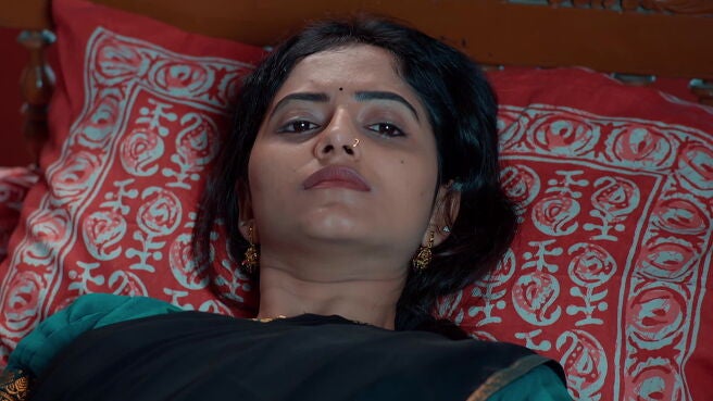 Lakshmi Raave Maa Intiki season 1 episode 11 on Zee5