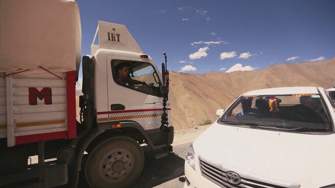 India's Deadliest Roads season 1 episode 7 on Discovery Plus