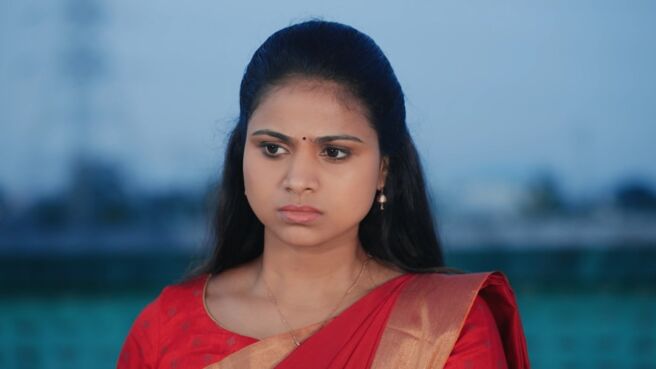 Mounam Pesiyadhe season 1 episode 4 on Zee5