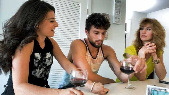 I Love a Mama's Boy season 1 episode 8 on Discovery Plus