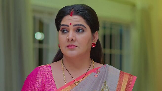 Ennallo Vechina Hrudayam season 1 episode 21 on Zee5