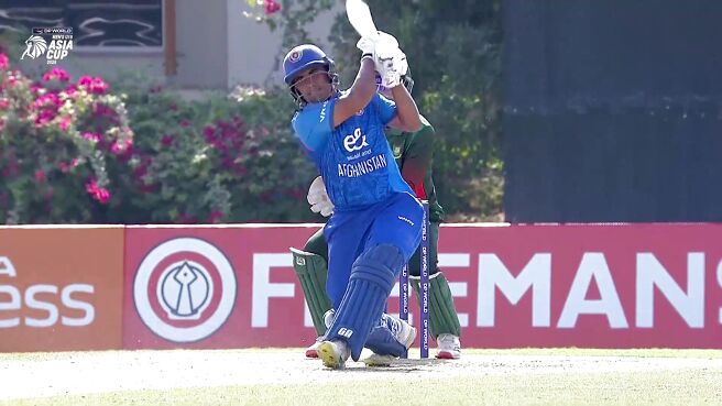 Six! Faisal Launches It Straight Over Long Off on Sony LIV