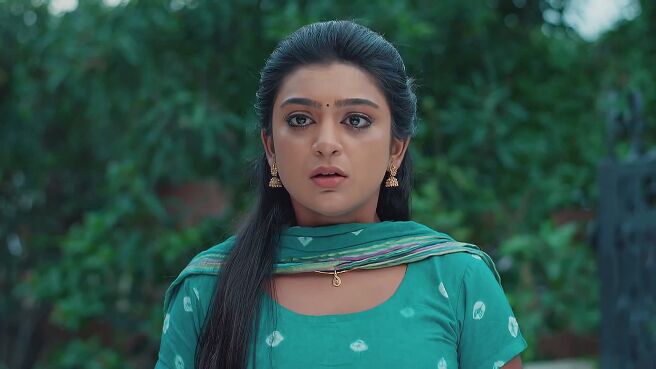 Auto Vijayashanthi season 1 episode 17 on Zee5