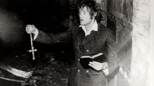 The Curse of the Highgate Vampire season 1 episode 1 on Discovery Plus