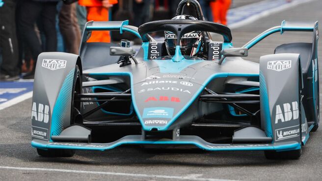 Dream Jobs With Chris Hoy season 1 episode 5 on Discovery Plus