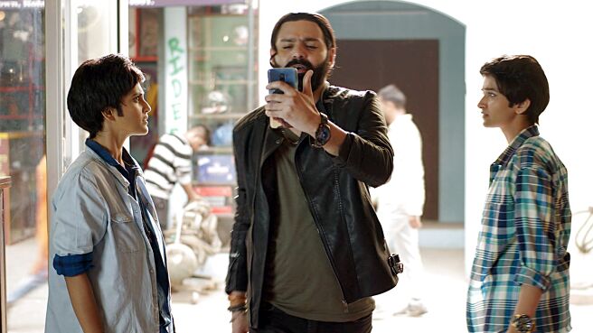 Kaatelal & Sons season 1 episode 30 on Sony LIV