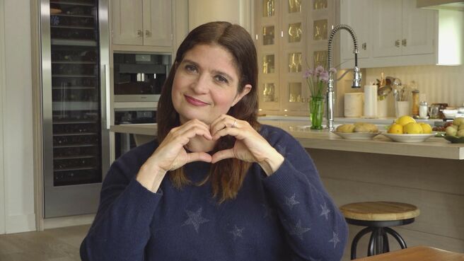 All-Star Best Thing I Ever Ate season 1 episode 1 on Discovery Plus