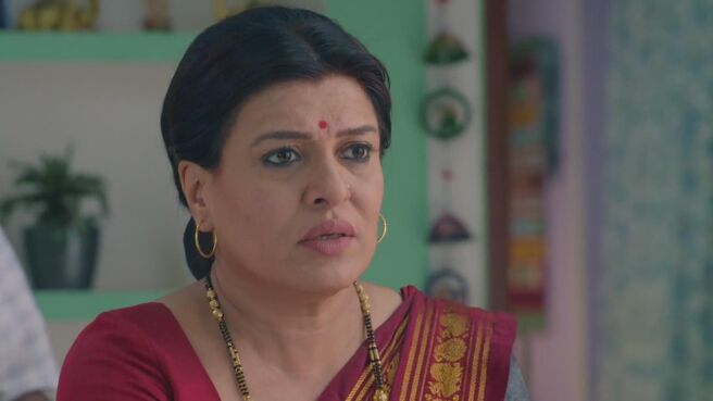 Navri Mile Hitlerla season 1 episode 14 on Zee5