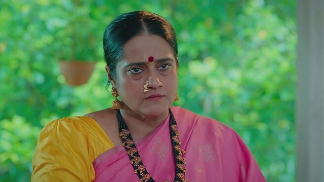 Apoorvaragam season 1 episode 14 on Zee5