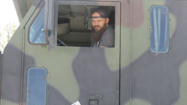 Diesel Brothers season 1 episode 6 on Discovery Plus