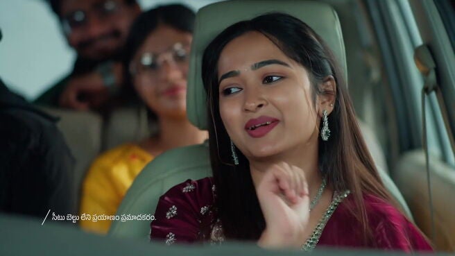 Lakshmi Raave Maa Intiki season 1 episode 16 on Zee5