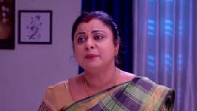 Mrs. Hitler season 1 episode 692 on Zee5