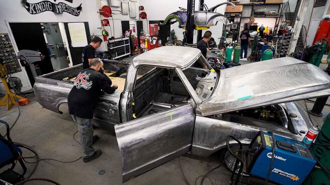 Bitchin' Rides season 7 episode 13 on Discovery Plus