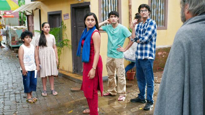 Itti Si Khushi season 1 episode 38 on Sony LIV