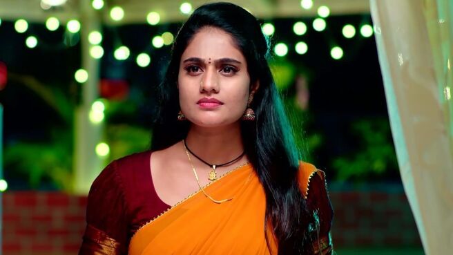 Jagadhatri season 1 episode 4 on Zee5