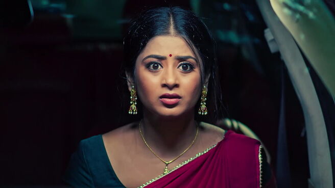 Aval Varuvala season 1 episode 19 on Zee5