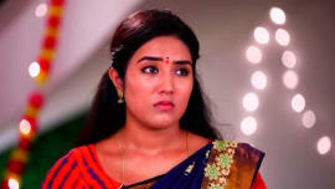 Deivam Thantha Poove season 1 episode 469 on Zee5