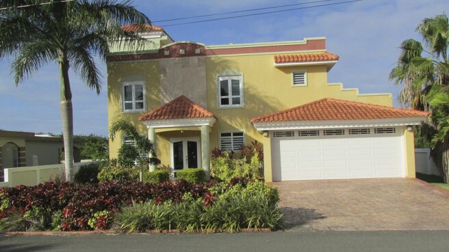 Caribbean Life season 1 episode 8 on Discovery Plus