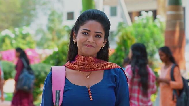 Lakshmi Nivasam season 1 episode 4 on Zee5