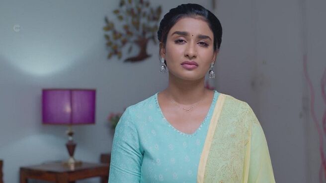 Nenjathai Killathe season 1 episode 21 on Zee5