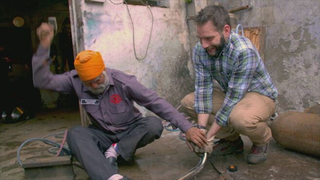 Engine Addict with Jimmy de Ville season 1 episode 3 on Discovery Plus