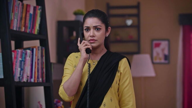 Smart Play - Amruthadhaare season 1 episode 4 on Zee5