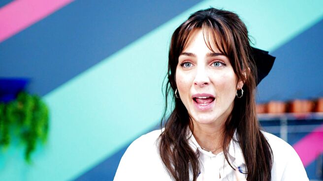 Celeb Cooking School season 1 episode 6 on Sony LIV