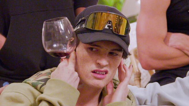 MILF Manor season 1 episode 2 on Discovery Plus