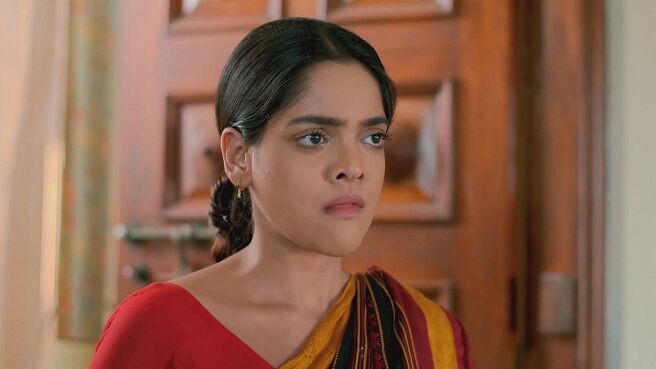 Puber Moyna season 1 episode 15 on Zee5