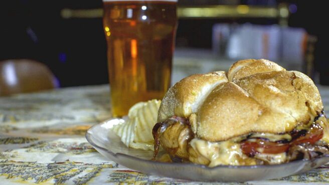 All-Star Best Thing I Ever Ate season 1 episode 2 on Discovery Plus