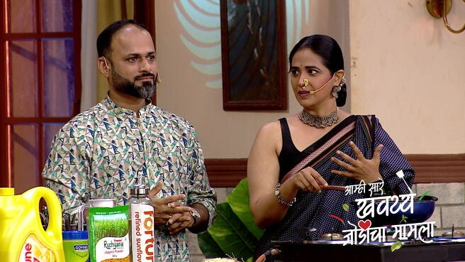 Amhi Sare Khavaiyee – Jodicha Mamla season 1 episode 20 on Zee5