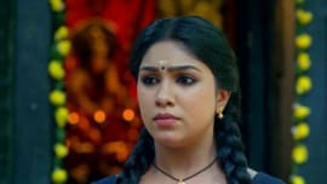 Parvathy season 1 episode 9 on Zee5