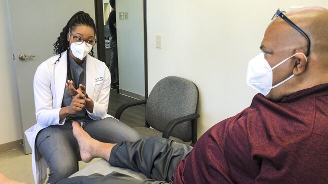 My Feet Are Killing Me season 1 episode 28 on DiscoveryPlus