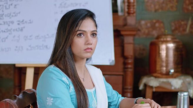 Karna season 1 episode 18 on Zee5