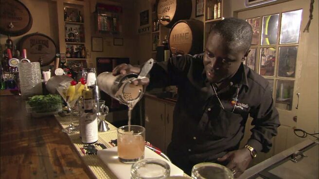 How Do They Do It? season 8 episode 13 on Discovery Plus