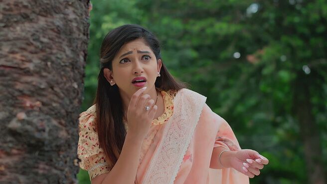 Tere Chehre Se Nazar Nahi Hatati season 1 episode 18 on Zee5