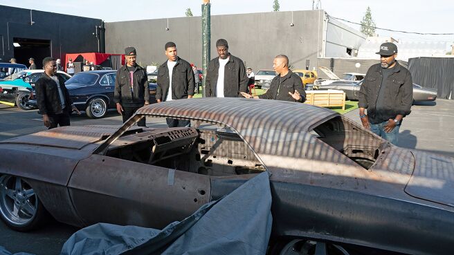Kevin Hart's Muscle Car Crew season 1 episode 8 on Discovery Plus