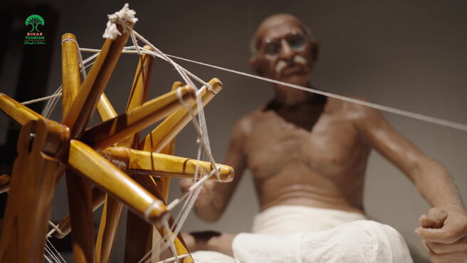 Gandhi Circuit of Bihar season 1 episode 3 on Zee5