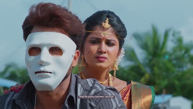 Gharana Mogudu season 1 episode 22 on Zee5