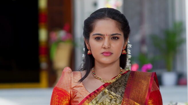 Kudumbasametham season 1 episode 44 on Zee5