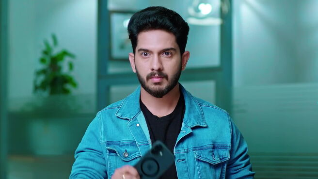 Karna season 1 episode 14 on Zee5