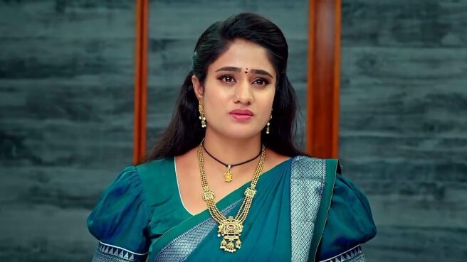 Jagadhatri season 1 episode 10 on Zee5
